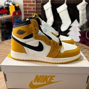 Jordan 1 sneakers